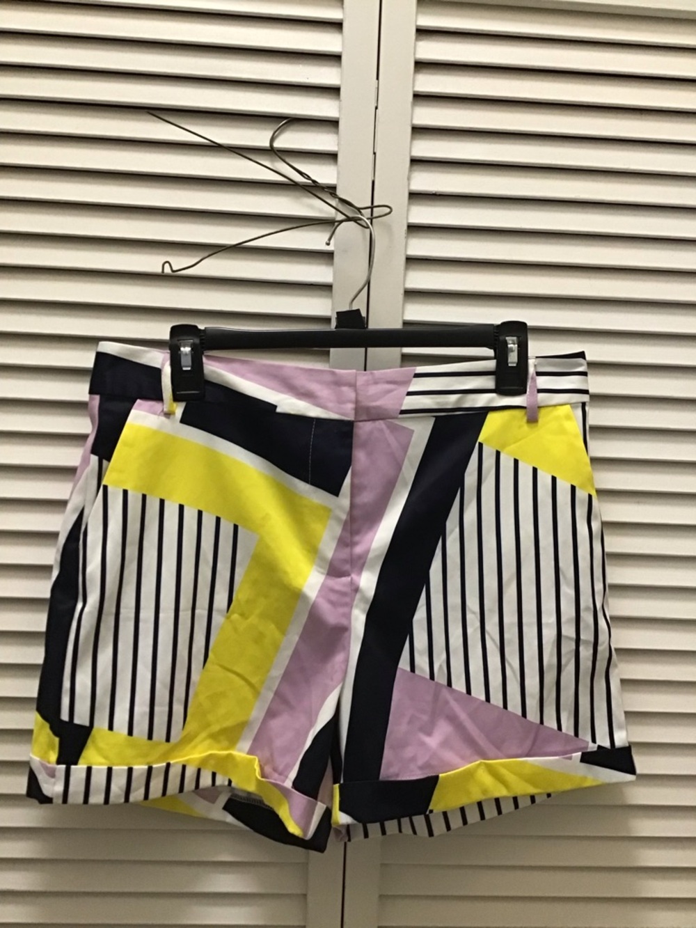 Ovi Geometric Pattern Shorts in Yellow, Black, White & Lavender